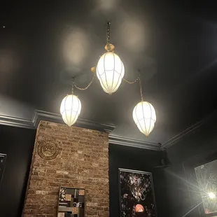 Light fixture