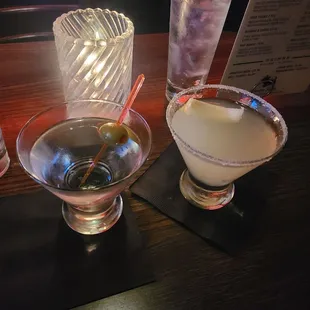 drink, oysters and mussels