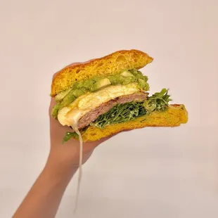 breakfast sandwich + sausage + avocado (04/2024)