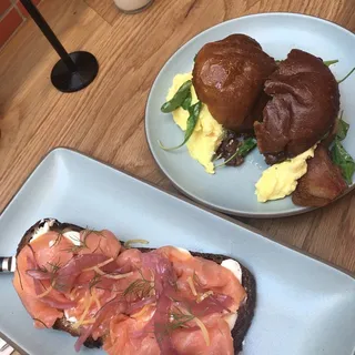 EGG SANDWICH
