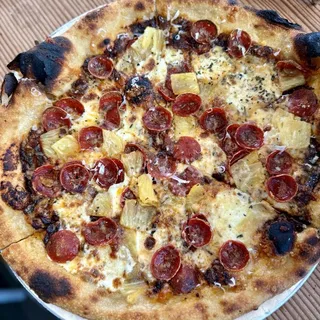 PINEAPPLE PIZZA