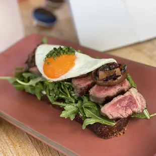 Steak n Eggs Tartine