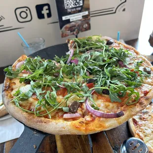 food, pizza
