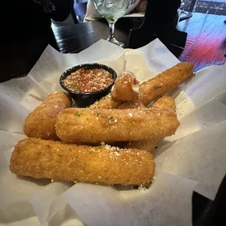 Fried Mozzarella Sticks