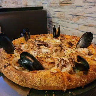 Quattro Formaggi Pizza