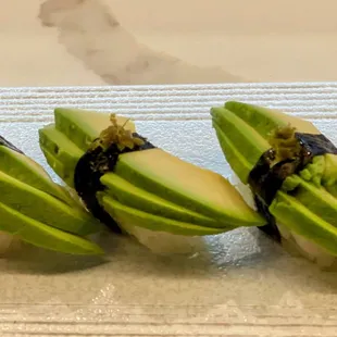 Avocado sushi
