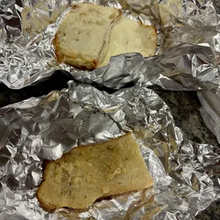 Garlic bread and Cheese Bread