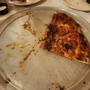 ....well...the Meat pizza(#6) went QUICK before I thought to take a picture- this WAS a medium (12 inches)