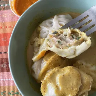 Chicken Jhol Momo