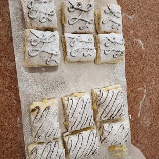 Chantilly &amp; old fashion Custard