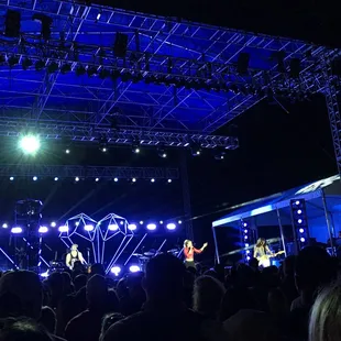 The Band Perry tonight