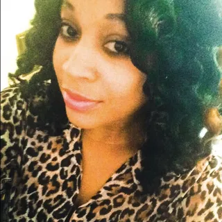 Sharnitta R.