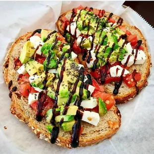 bruchetta avocado