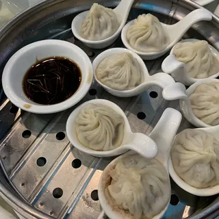 Pork Dumplings Soup
