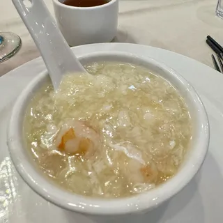 Crab Meat and Fish Maw Soup