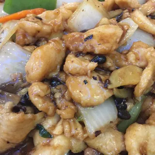 Sizzling Chicken with Black Bean Sauce