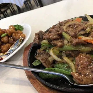 Sizzling Beef with Black Pepper