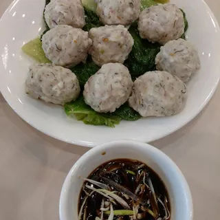 Steamed Fish Balls