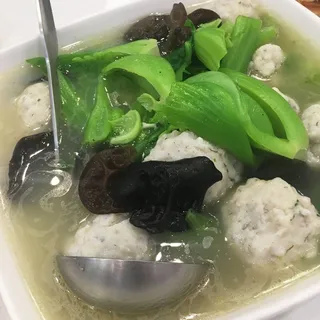 Lettuce and Homemade Fishball Congee (porridge)
