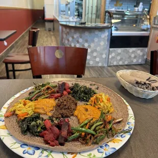 Veggie Combo with Injera