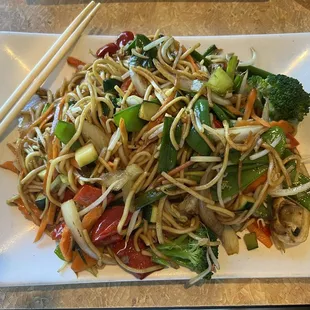 F1. Vegetable Lo Mein