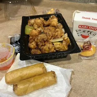 General Tso&apos;s, Fried Rice, 1 Piece Asian Egg Roll