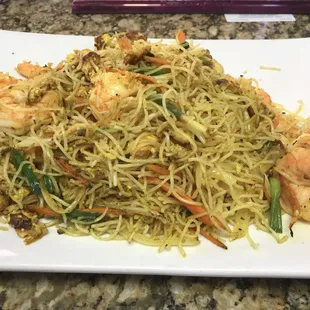 Asian Curry Rice Noodles