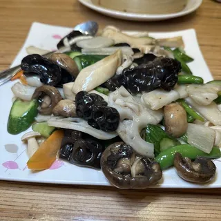 Signature Veggie Delight