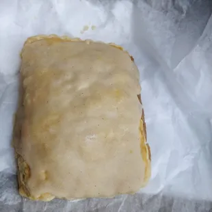 Cinnamon raisin pop tart