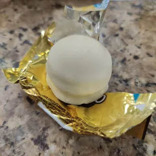 Bonbon white chocolate