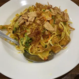 11. Rainbow Salad ( A Sone Thoke)