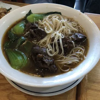 N2. Braised Beef Noodle Soup