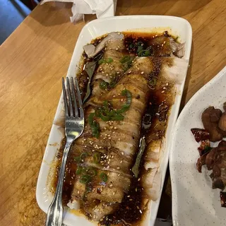 D3. Sliced Pork Belly in Garlic and Soy Sauce