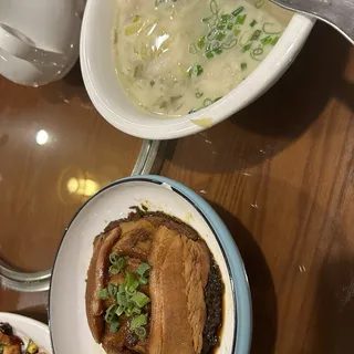 902 Steamed Pork Belly With Yacai 902 传统成都咸烧白