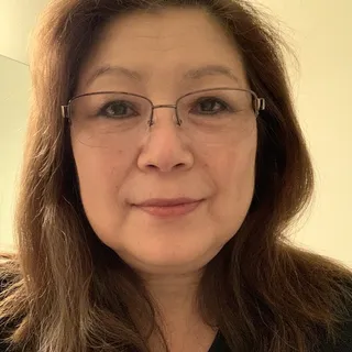 Kim H.