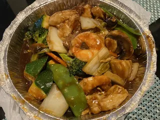 Red Phoenix Hunan Restaurant