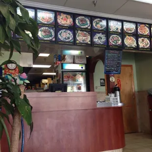 Typical Chinese take out. Pretty good. Nothing special. But it does appear clean. The steamed chicken and broccoli is good.