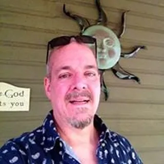 Marc H.