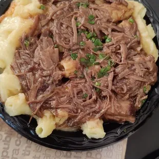 BO-Beau's short rib Mac and cheese