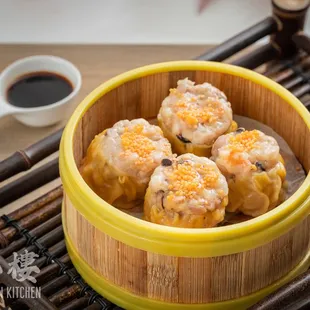 Steamed Shrimp &amp;  Pork Dumplings (Siu Mai)