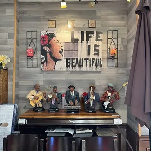 Inside of restaurant (November 2021)