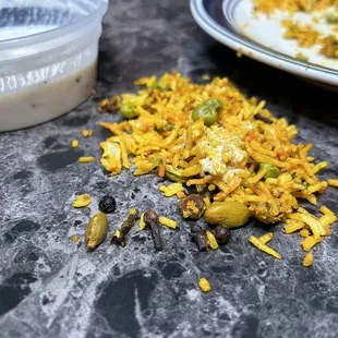 Chicken biryani: super dry and too many spice chunks to spit out.