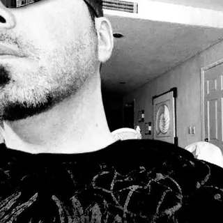 Shane O.