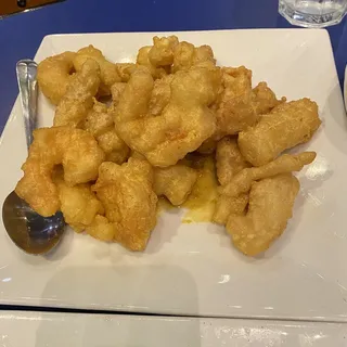 Deep Fried Shrimp and Squid with Salty Egg Yolk