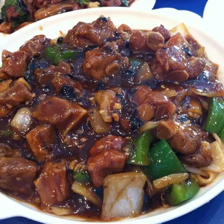 Beef Chow Foon with Black Bean Sauce