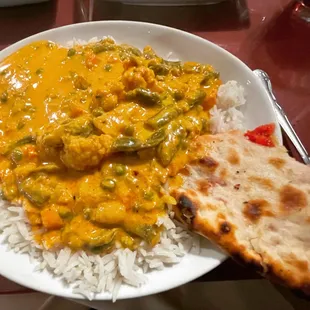 Navaratan Korma and Kabli Naan