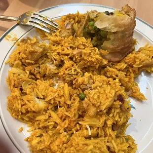 Chicken Biryani paired w/ samosa