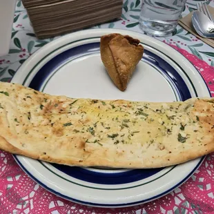 20. Garlic Naan  &amp; 2. Vegetable Samosa