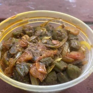 30. 81. Bhindi Masala (vegan )