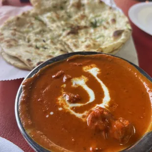 Butter chicken and naan